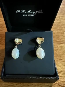14K Gold Cultured Pearl Earrings - Picture 1 of 2