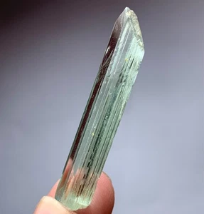 25 CTS Beautiful Green Kunzite Crystal From Afghanistan - Picture 1 of 6