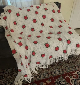 Manta cuadrada de ganchillo vintage de abuela 3D con flores 108"X71” Cottagecore blanca - Imagen 1 de 10
