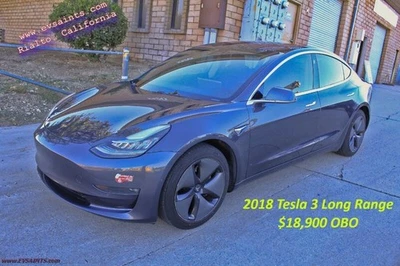 Tesla Model 3 2018 largo alcance Foto 1 de 4