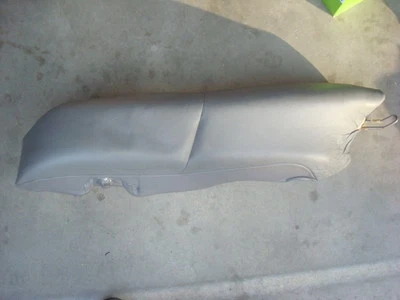 Volvo S40 2000 asiento trasero almohadilla lateral cojín panel de cuero lado izquierdo OEM Foto 1 de 4