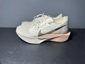 Nike Zoom X Vaporfly Next 3 DV4130-103 Crimson Tint Shoes Women’s Size 6.5 - Picture 1 of 9