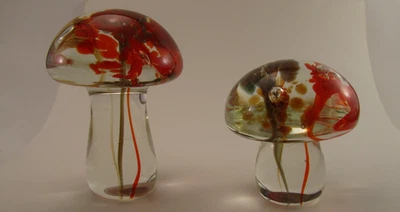 2  Vintage Pier 1 Glass Mushroom Paperweights Orange Brown Fairy Garden - Image 1 of 4