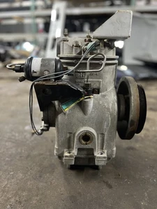 Compressor Thermo King X214 OEM 2E50617003 G183Z30308 - Picture 1 of 8