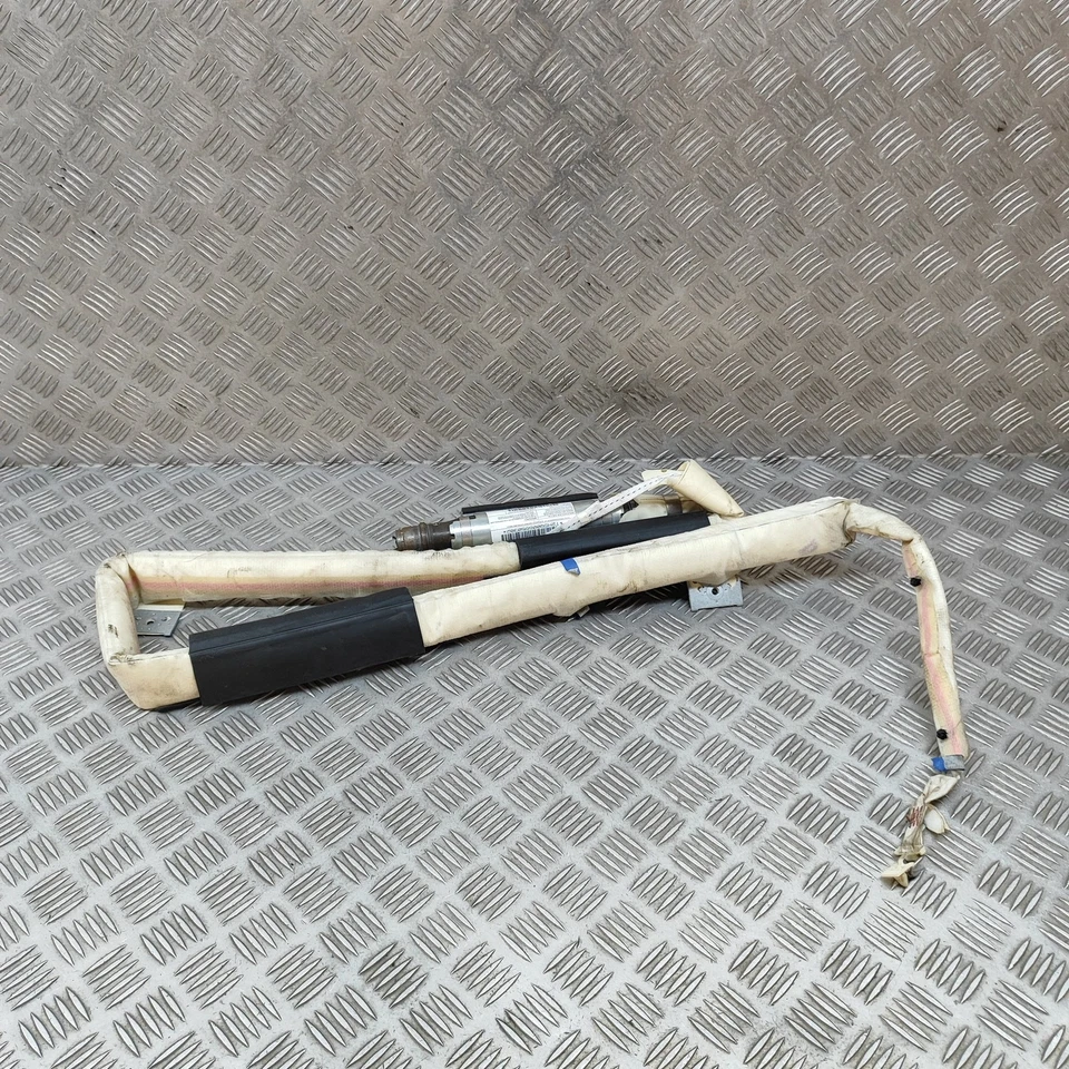 Jeep Grand Cherokee Mk3 WH, WK Right Side Dach Sicherheitsvorhang SRS P52029296A - Image 1 of 4