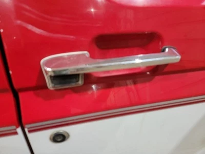 Manija de puerta exterior F250HD 1997 570461 Foto 1 de 4