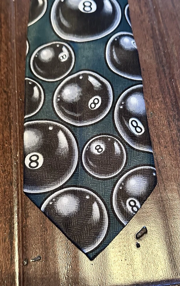 Gravata de bilhar 8 bolas, por vício preta e verde  - Imagem 1 de 4