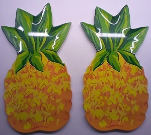 PAIR OF PLASTIC PINEAPPLE SERVING TRAYS - Picture 1 of 2