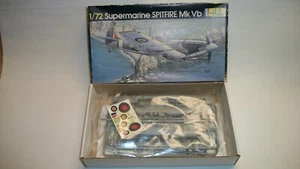 Heller Modellbausatz im Maßstab 1:72 einer Supermarine Spitfire Mk. Vb Fighter - Bild 1 von 1