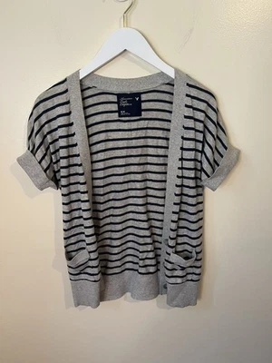 American Eagle Women's Short Sleeved Striped Cardigan 3 Button Navy & Grey Sz M - Image 1 of 4