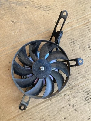 Ventilador radiador ventilador Honda CBR 600 RR 2013-2023 SSW9815L Foto 1 de 2
