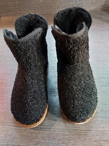 Hausschuhe  Pantoffeln  - Bild 1 von 6