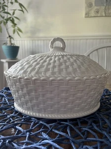 Belleek Irland Everyday 2 Quart ovale bedeckt Auflaufform Korbgeflecht - Bild 1 von 5