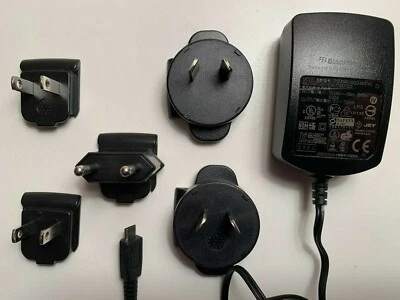 Cargador de Pared Micro USB Llanta BlackBerry 5v Paquete Internacional HDW-17957-003 Foto 1 de 4