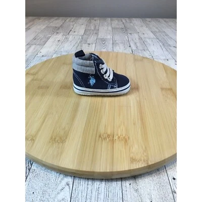 EE. UU. Polo Assn Bebé Tenis Parte Superior Alta Zapatos para Cuna Azul Marino Blanco Cordones Foto 1 de 4