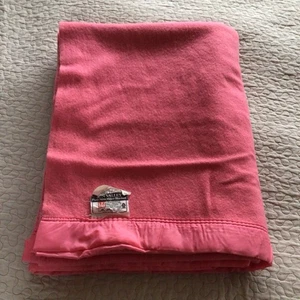 Vintage Sun Valley Pure New Wool Mix Ribbon Edge Pink Blanket Approx 186 x 225cm - Picture 1 of 12