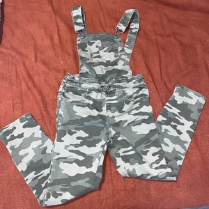 Cat & Jack Girl's Camo Ultimate Stretch Overalls‎ Size 6X Small - Picture 1 of 4