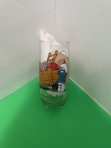 SMURFS HEFTY DRINKING GLASS PEYO 1982 VINTAGE NEW. - Picture 1 of 3