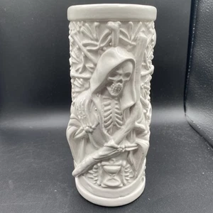 Taza Tiki Splendor & Riches Designer Series (variante All Hallows' Eve) - Imagen 1 de 12