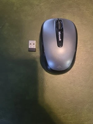 Microsoft 3500 Wireless Mobile Mouse - Image 1 of 4