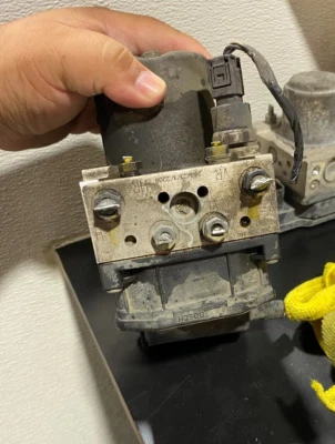 BMW X5 2002 2003 ABS conjunto de módulo de bomba de freno antibloqueo OEM Foto 1 de 2