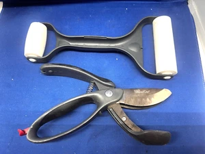 Pampered Chef Salad Chopper Double Bladed Shears & Bakers Roller - Picture 1 of 4