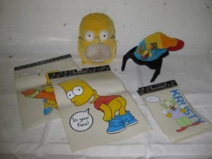 Set regalo Simpson 8 pezzi barba Homer Krusty zaino berretto adesivo - Foto 1 di 1