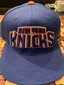Adidas New York Knicks Official NBA Draft Cap Snapback NYK  - Imagen 1 de 4