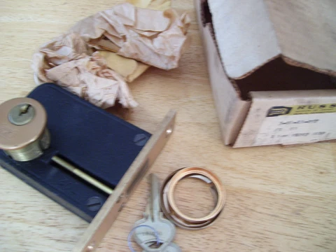 VINTAGE RUSSWIN BERIN CONN. REPLACEMENT DOOR LOCK- NEW OLD STOCK Cover