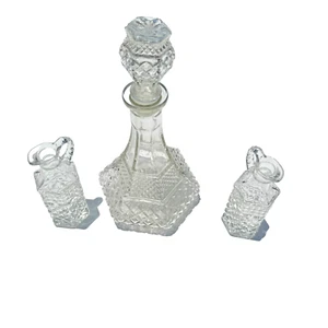 Anchor Hocking Wexford Captain's Decanter~12 in Tall With Stopper + Two Small - Picture 1 of 6