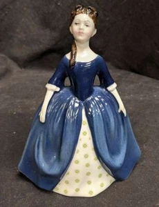 Figura Royal Doulton - Debbie - HN 2385 - 5 3/4" de alto - Imagen 1 de 5