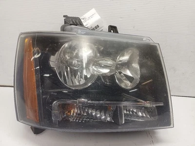 Faro derecho pasajero Chevrolet Suburban 1500 2009 12421804 Foto 1 de 4