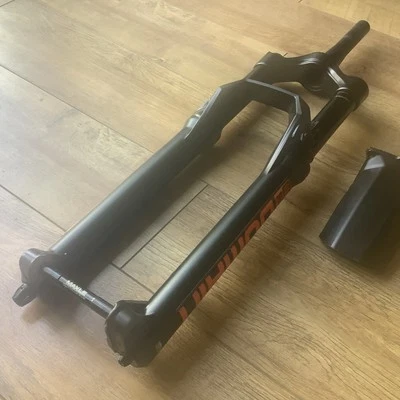 Rockshox Domain RC 29 160mm 44mm Offset Suspension Fork Tapered Steerer - Image 1 of 4