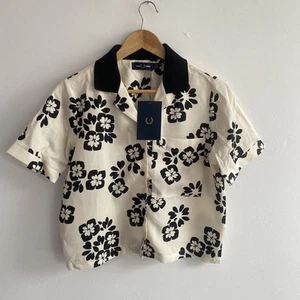 Fred Perry Blouse Womens UK 10 Ecru Black Floral Shirt Lyocell Button Up BNWT - Picture 1 of 15