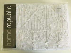 H R Porto Double Quilt Cover White + 2 P/Case BNIP RRP $299.95 - Picture 1 of 7