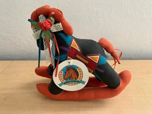 Caballo mecedor de peluche Loomco 1993 vintage nuevo con etiqueta - Imagen 1 de 4