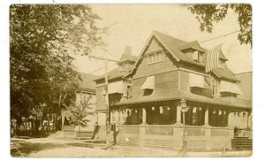 Troy NY - EARLY SHINGLE STYLE HOME - RPPC Postcard Architecture - Picture 1 of 2