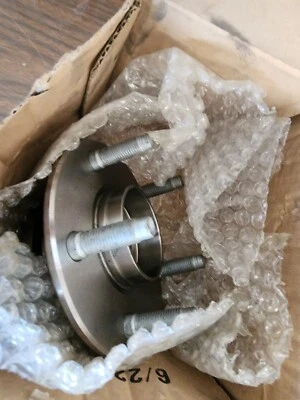 全新OS 原始设备制造商 福特 2003 2004 2005 年 Taurus + Mercury Sable 后轮毂组件 — 第 1/2 张图片