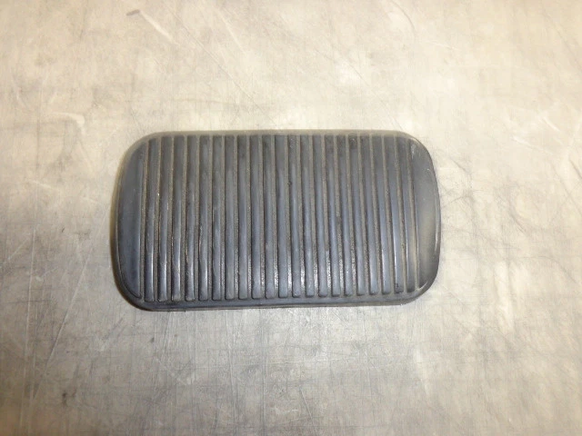  Brake Pedal Pad Lincoln Mark VIII 97 98 - Imagem 1 de 3