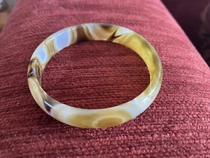 Natural Solid Agate Circles Pattern Bangle 30.27g 62mm Diameter By 23mm - Picture 1 of 13