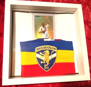 FASCIA MATCH WORN LAST GAME ROBERTO BAGGIO FC BRESCIA GIFT BOX + AUTOGRAPH CARD - Foto 1 di 4