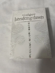 The Twilight Saga: Breaking Dawn, Part 1 (Bella's Wedding Dress Edition)... - Picture 1 of 5