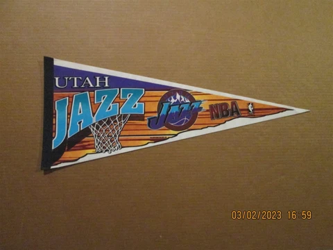 NBA Utah Jazz Vintage 1994 Tag Express Team Logo Basketball Pennant Cover