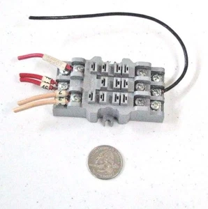 Potter & Brumfeld 27E121, AMF Relay Socket, 300V, 15A - Picture 1 of 2