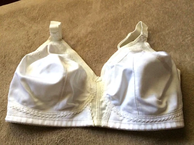 Sujetador de copa suave blanco Doreen de algodón Triumph 34H nuevo sin etiquetas Foto 1 de 4