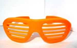 G BY GUESS Flashing LED SHUTTER GLASSES Light Up SLOTTED Party Shades ORANGE - Picture 1 of 14