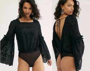 Free People Body schwarz Dreams Like These Lochspitze bestickt Größe Medium - Bild 1 von 11
