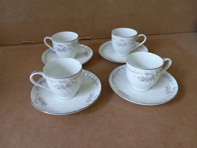 Lote de 4 tazas de té y platillos de porcelana genuina estándar de oro vintage de China - Japón Foto 1 de 4