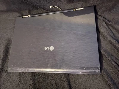LG Laptop LGR50 An Bastler Abzugeben - Bild 1 von 3