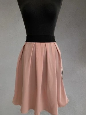 Юбки RINASCIMENTO размер XS розовые эластичные на талии Italia женские  - Изображение 1 из 4